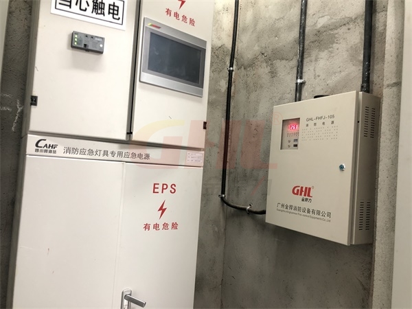 电动闭门器接入防火门监控系统,由金捍力防火门监控主机联动控制。