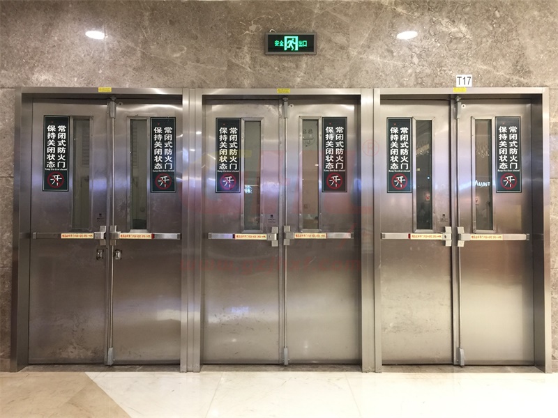 消防门推杆锁项目安装实拍